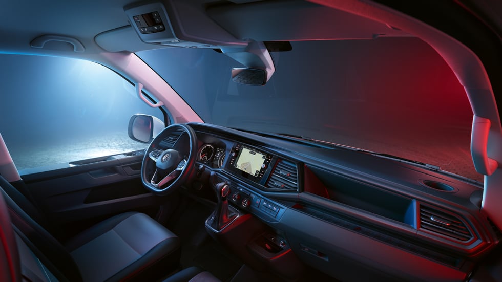 סרטון תפעול סביבת הנהג בטרנספורטר משלוח סרטון תפעול סביבת הנהג בטרנספורטר משלוח